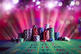 pencet138 login mobile app interface showing live-dealer table lobby and sportsbook markets